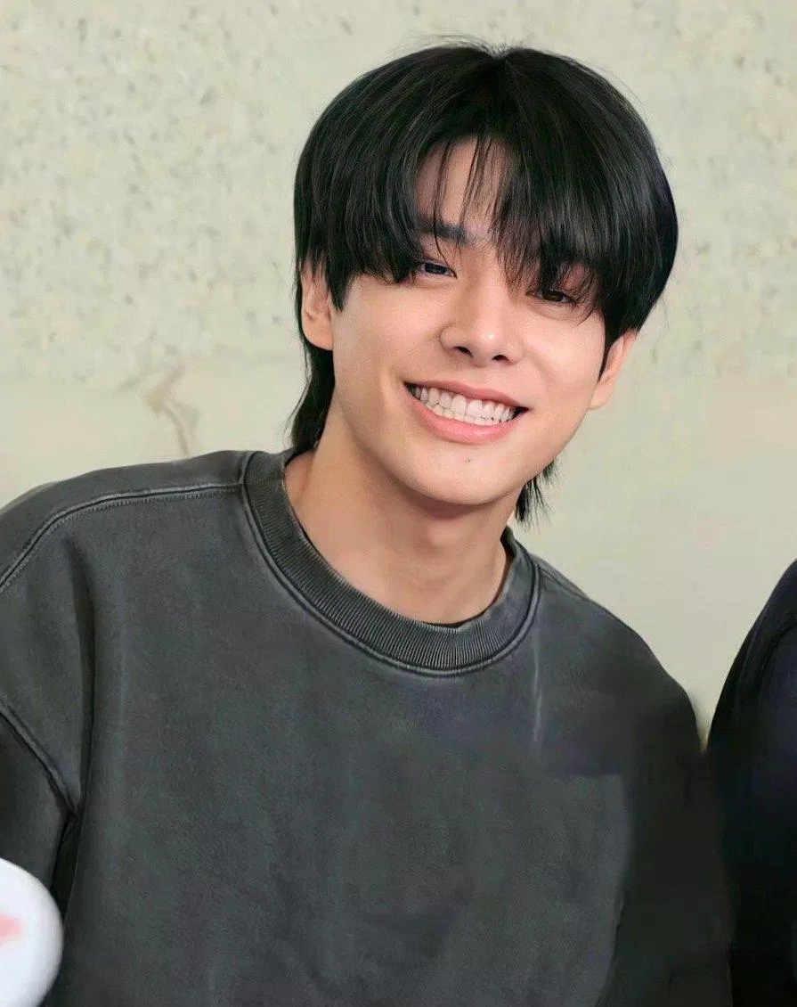 Jake là người thông minh, tính cách có chút trầm lặng (Ảnh: Internet). Jake là người thông minh, tính cách có chút trầm lặng (Ảnh: Internet).