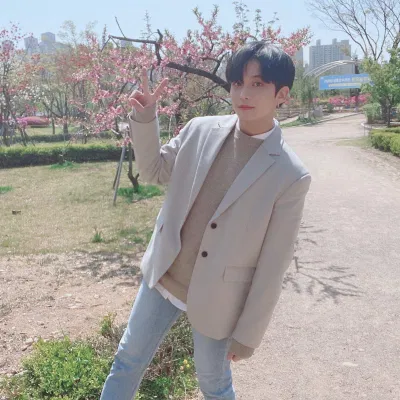Bản cover "Here I Am Again" của Jongho nhất định phải nghe một lần trong đời (Ảnh: Internet)