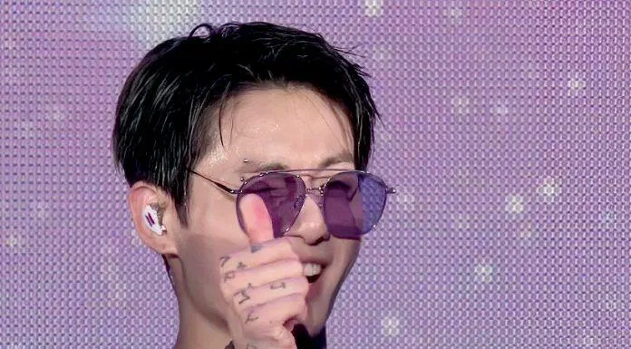 Jungkook nhớ ARMY dù cho đang nhìn thấy trước mắt đi chăng nữa (Ảnh: Internet)