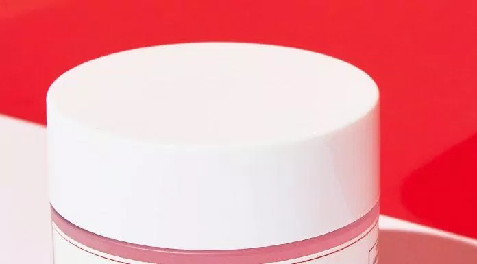 Kem dưỡng ẩm Tiam AC Fighting Oil Free Aqua Cream có khả năng hạ nhiệt độ, làm mát da ( Nguồn: internet)