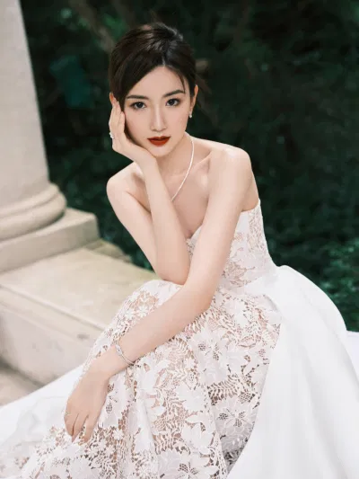 Xinh đẹp thanh khiết tựa đóa ngọc lan trắng (Ảnh: Internet). Xinh đẹp thanh khiết tựa đóa ngọc lan trắng (Ảnh: Internet).