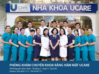Đội ngũ bác sĩ tại Ucare Dental. Nguồn: Fanpage Ucare Dental Đội ngũ bác sĩ tại Ucare Dental. Nguồn: Fanpage Ucare Dental