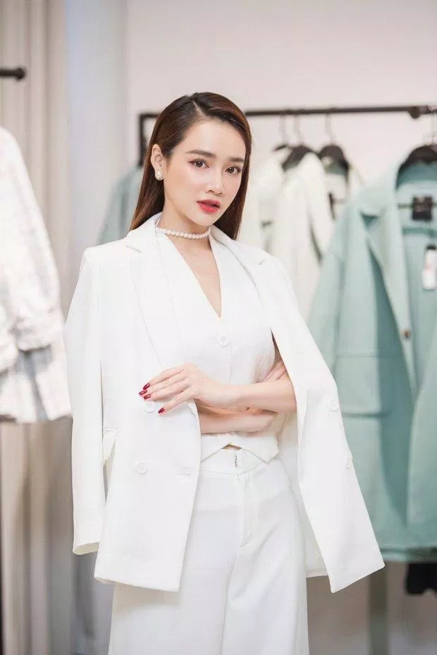 Xin lỗi anh chỉ là thằng bán giò chả khiến tên tuổi Nhã Phương được mọi người biết đến (Nguồn: Internet)