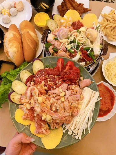 Nồi lẩu siêu to khổng lồ tại Era Quán. (Nguồn: Internet)