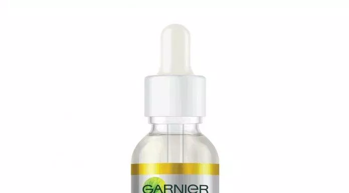 Garnier Light Complete Vitamin C Booster Serum