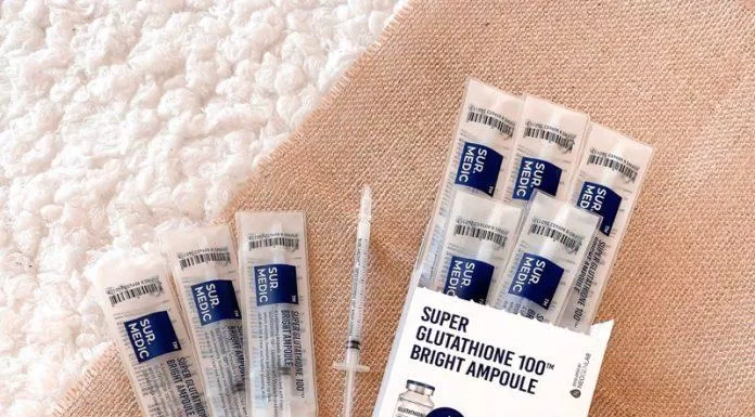 Serum Sur Medic Super Glutathione với thiết kế dạng ống bơm đảm bảo vệ sinh ( Nguồn: internet)