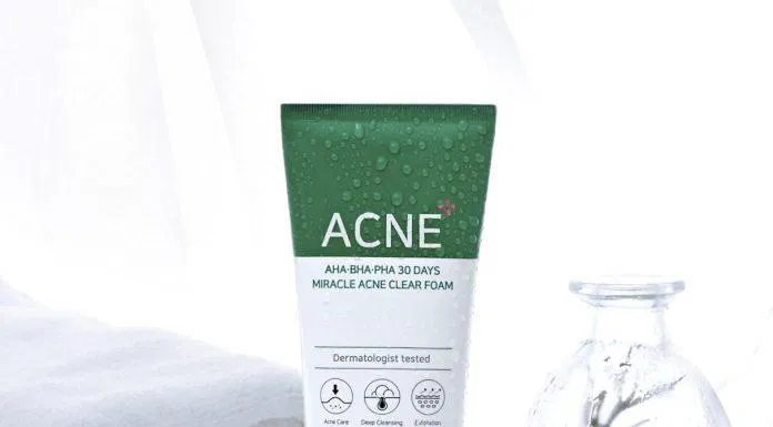 Some By Mi AHA.BHA.PHA 30 Days Miracle ACNE Clear Foam cực kỳ phù hợp cho da dầu mụn (Nguồn: Internet) Some By Mi AHA.BHA.PHA 30 Days Miracle ACNE Clear Foam cực kỳ phù hợp cho da dầu mụn (Nguồn: Internet)