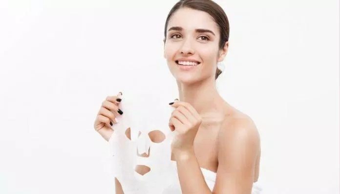 Mặt nạ giấy là một trong những bước giúp nuôi dưỡng làn da hiệu quả (Nguồn: Internet).