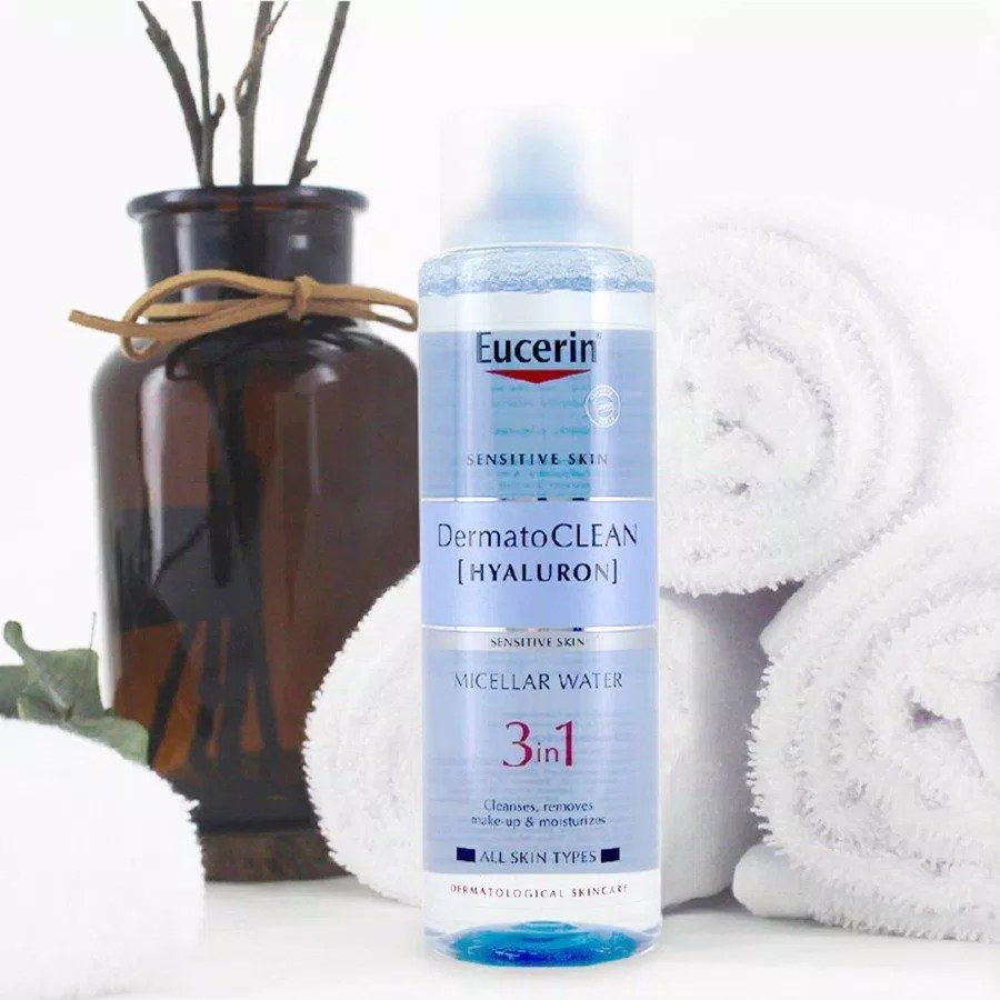 Nước tẩy trang Eucerin DermatoClean Micellar Cleansing Fluid 3 In 1 (ảnh: internet)