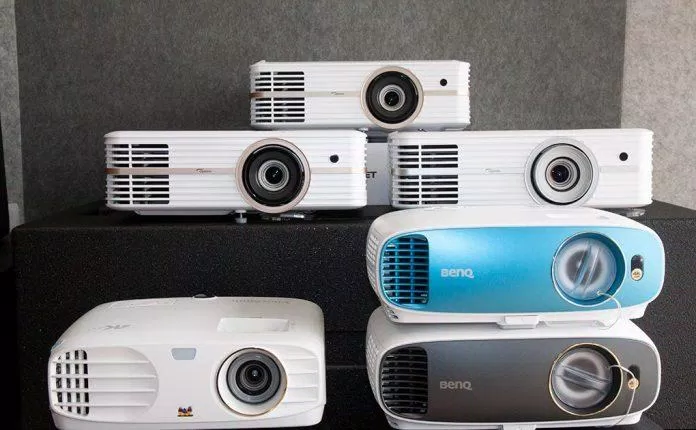 Có nhiều loại máy chiếu khác nhau cùng được gọi là 4K (Ảnh: Internet). Có nhiều loại máy chiếu khác nhau cùng được gọi là 4K (Ảnh: Internet).