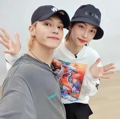 Woo Young kết thân với em út của Stray Kids - Felix (Ảnh: Internet). Woo Young kết thân với em út của Stray Kids - Felix (Ảnh: Internet).