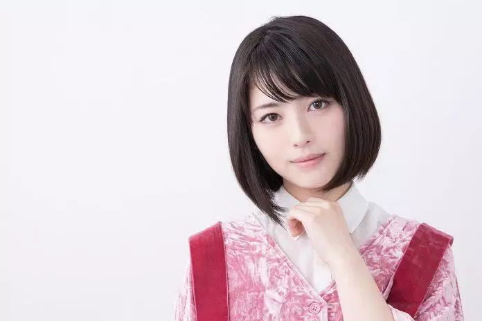 Takahata Mitsuki đứng hạng 33 trong danh sách 50 nữ diễn viên được yêu thích nhất năm 2021 với 123 điểm bình chọn. Ngôi sao sinh năm 1985 sở hữu một vẻ đẹp pha chút mộc mạc. Năm ngoái, Takahata Mitsuki đứng hạng 28 trong bảng xếp hạng này. (Nguồn: Internet)