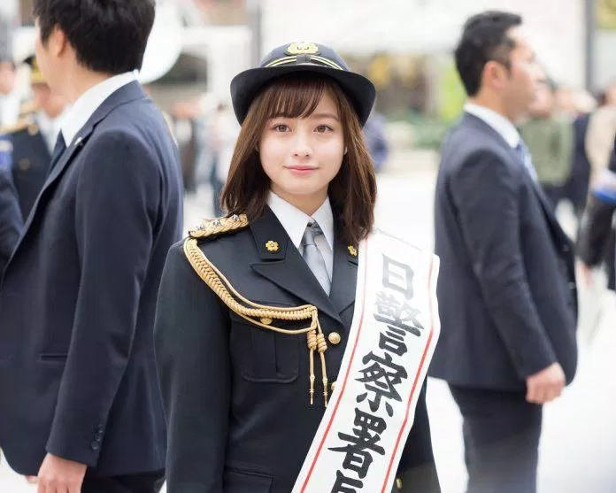 Hashimoto Kanna đứng hạng 35 trong danh sách 50 nữ diễn viên được yêu thích nhất năm 2021 với 111 điểm bình chọn. Ngôi sao sinh năm 1999 gây ấn tượng nhờ khuôn mặt xinh xắn nhưng không ngại đóng mấy vai dị thường. (Nguồn: Internet)