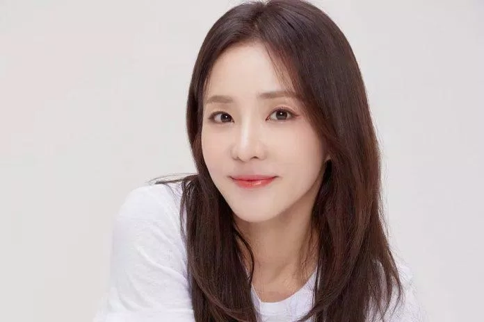 Tên khai sinh của cựu thành viên 2NE1 là Sandara Park và có tới 4 âm tiết khác với thông thường. (Nguồn: Internet)