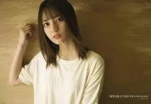 Kosaka Nao (Hinatazaka46) đứng hạng 10 trong bảng xếp hạng 20 nữ diễn viên tuổi teen được yêu thích nhất Nhật Bản với 149 bình chọn từ người hâm mộ. Cô nàng sinh năm 2002, sở hữu chiều cao 1m61 và là ca sĩ, người mẫu kiêm diễn viên trực thuộc công ty Sony Music Labels. (Nguồn: Internet)