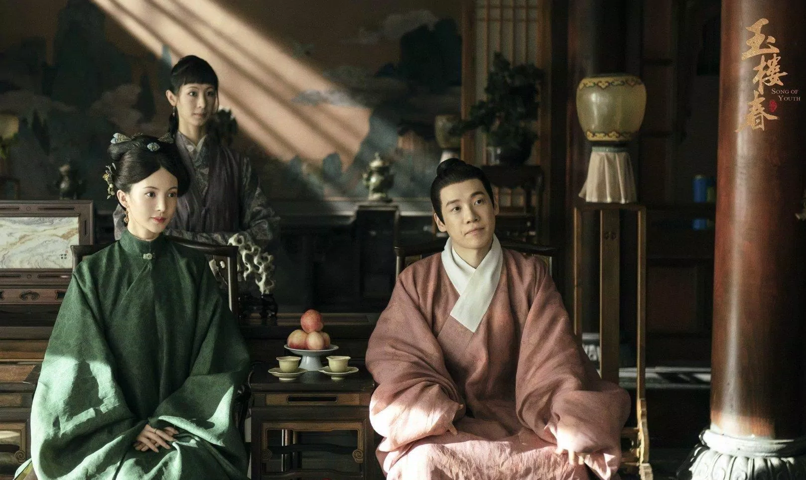 Tam gia Tôn Kim Các và tam phu nhân Hứa Phụng Kiều (Kim Thần) (Ảnh: Internet). Tam gia Tôn Kim Các và tam phu nhân Hứa Phụng Kiều (Kim Thần) (Ảnh: Internet).