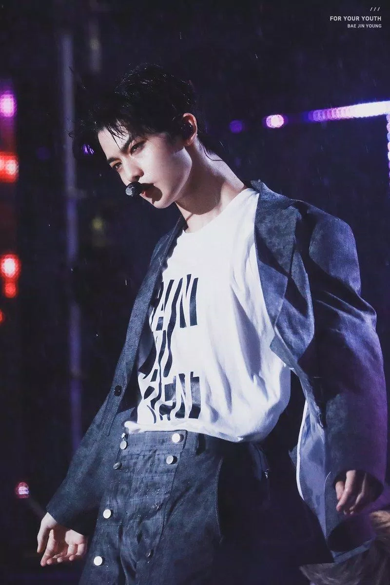 Bae Jinyoung (CIX) nam thần tượng K-Pop đang thu hút sự chú ý vì kỹ năng nhảy múa đầy mê hoặc. (Nguồn: Internet)