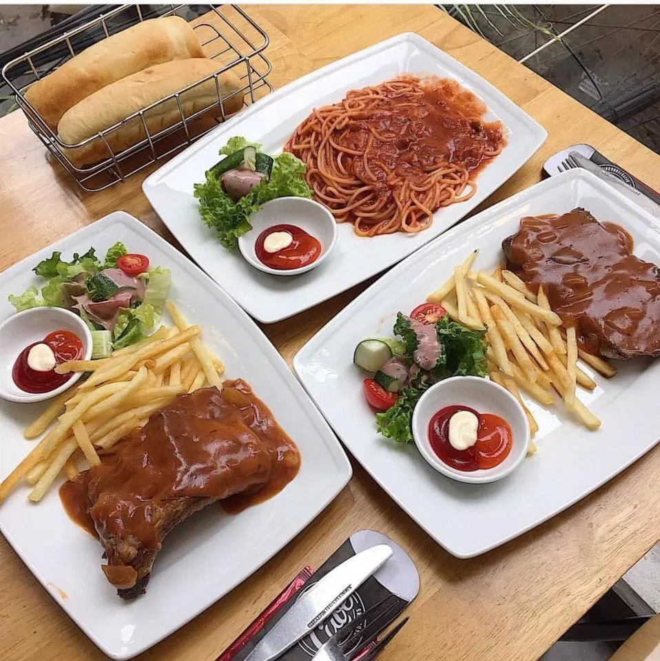 Beefsteak 2 người tại Cube Beefsteak & Drink. (Ảnh: Internet)