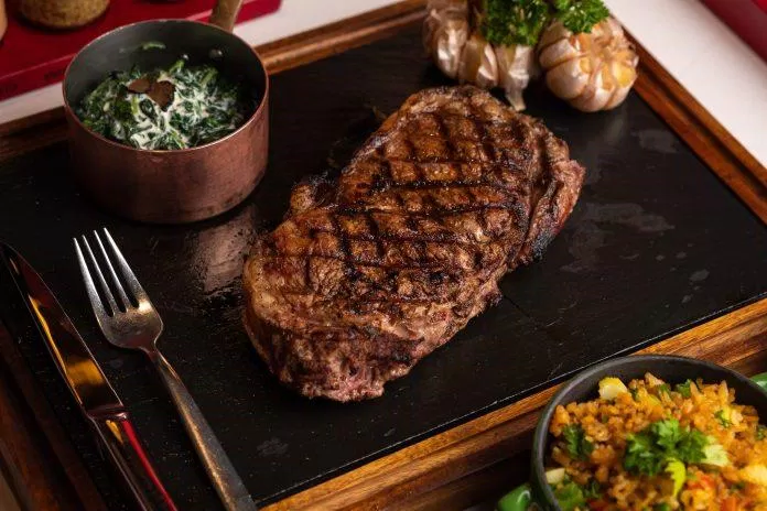 Phần beefsteak của New York Steakhouse. (Ảnh: Internet)