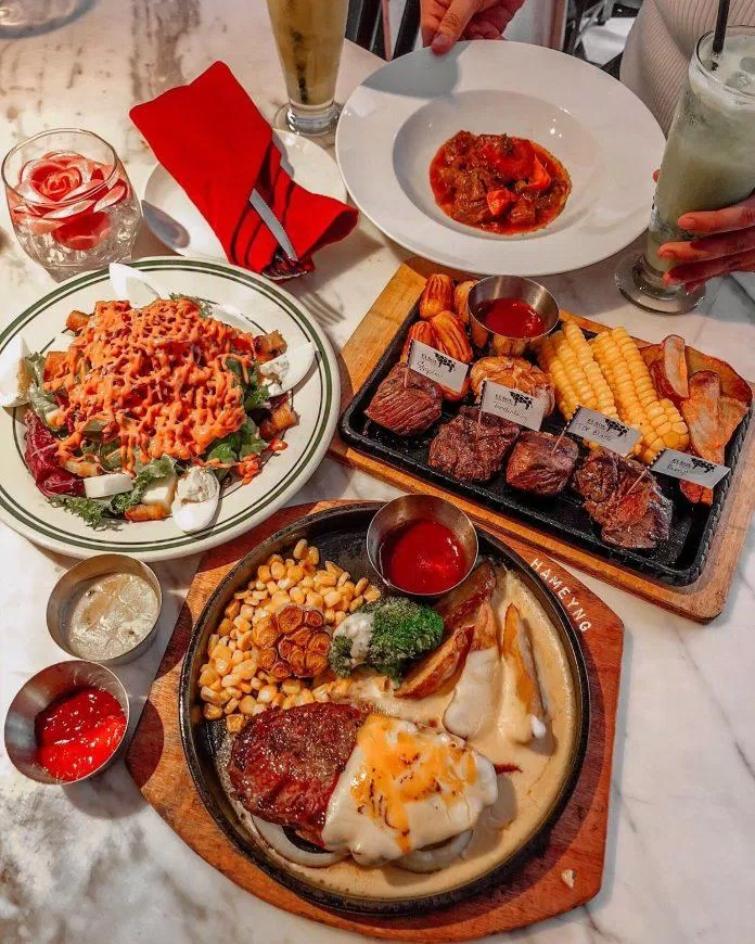 Phần beefsteak 4 vị hấp dẫn của nhà ELSOL. (Ảnh: Internet)