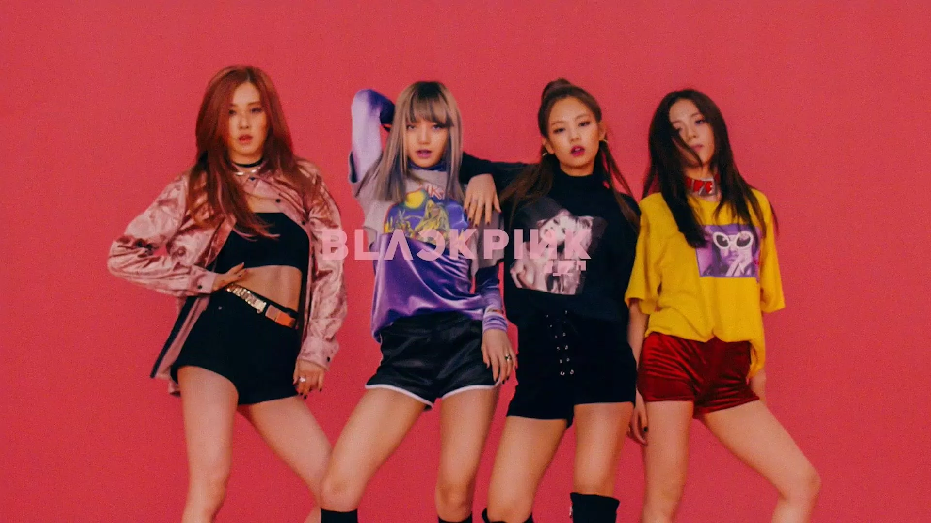 "WHISTLE" đã không thể trở thành bài hát debut nếu như BLACKPINK không kiên quyết giữ lại nó (Ảnh: Internet)