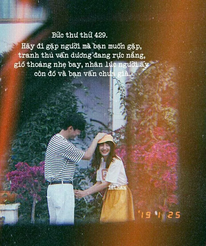 Tình yêu đơn phương cũng có những cảm xúc thi vị, đáng nhớ của nó, nhất là ở thời điểm thanh xuân ngây thơ trong sáng. (Ảnh: Internet)