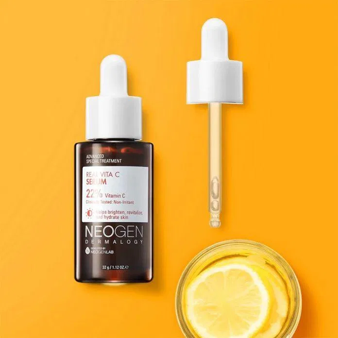 Tinh chất Neogen Real Vita chứa 22% vitamin C dưỡng da sáng và đều màu ( Nguồn : Internet )