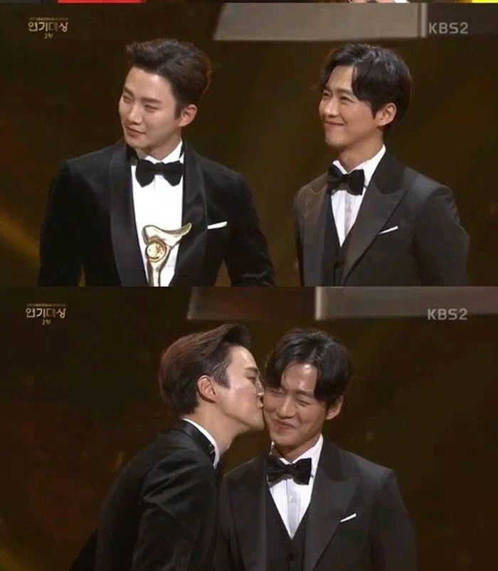 Cặp đôi Nam Goong Min- Junho nhận giải Best Couple (ảnh: internet)