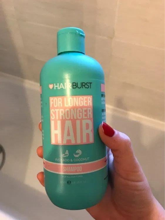 Dầu gội Hairburst For Longer Stronger Hair luôn được các tín đồ nghiện chăm sóc tóc yêu thích ( Nguồn: internet)