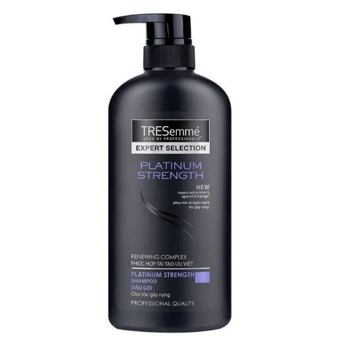 Dầu gội Tresemme Platinum Strength mang đến sức mạnh kép vừa phục hồi tóc hư tổn vừa ngăn gãy rụng ( nguồn: internet)