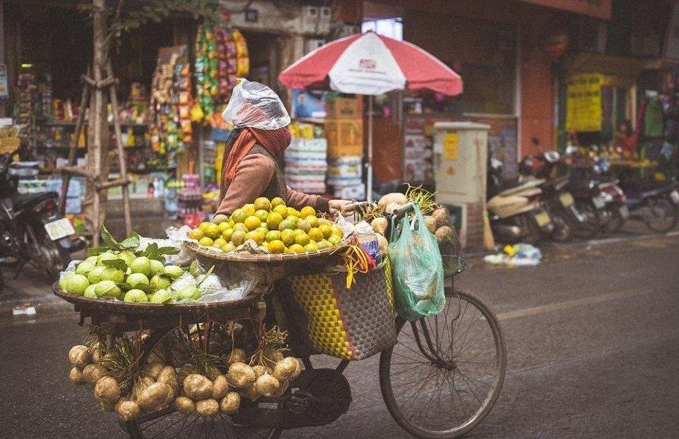 Chẳng cần đi chu du khắp thế giới để học và hiểu về cuộc sống, những bài học luôn đến từ những điều giản dị kề bên (Ảnh: Internet). Chẳng cần đi chu du khắp thế giới để học và hiểu về cuộc sống, những bài học luôn đến từ những điều giản dị kề bên (Ảnh: Internet).
