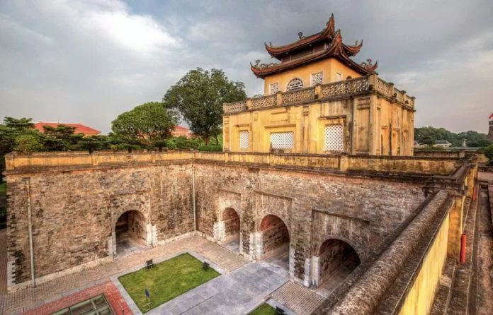 Khung cảnh cổ kính của Hoàng thành nhìn từ trên cao (Ảnh: Internet). Khung cảnh cổ kính của Hoàng thành nhìn từ trên cao (Ảnh: Internet).