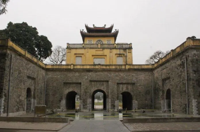 Kiến trúc cổ kính, mang trên mình màu của thời gian (Ảnh: Internet).