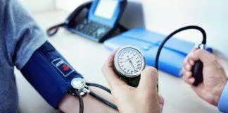Hãy đo huyết áp thường xuyên để biết chỉ số bình thường của mình là bao nhiêu (Ảnh: Internet).