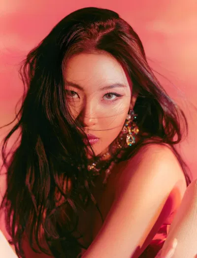 Nữ ca sĩ solo Sunmi đứng hạng 10 trong danh sách những nữ idol Kpop được tìm kiếm nhiều nhất trên YouTube toàn cầu nửa đầu năm 2021. (Nguồn: Internet)