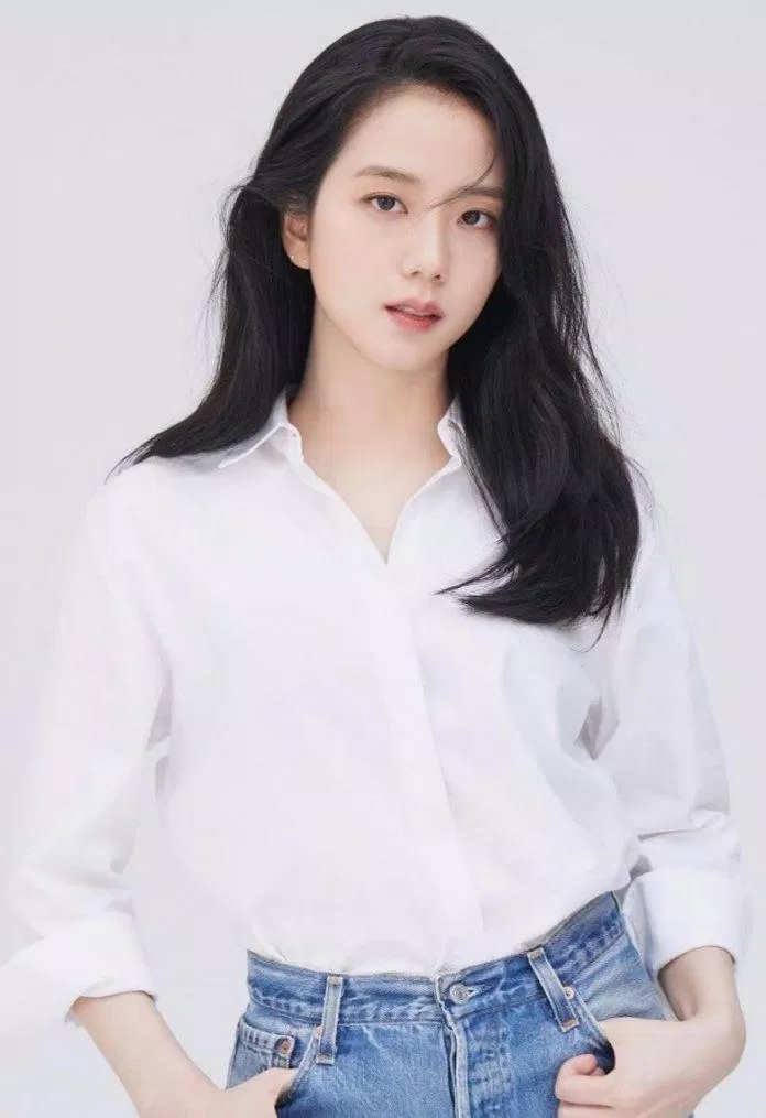 Jisoo (BLACKPINK) nữ diễn viên trở thành chủ đề nóng nhờ hình ảnh profile tuyệt đẹp. (Nguồn: Internet)