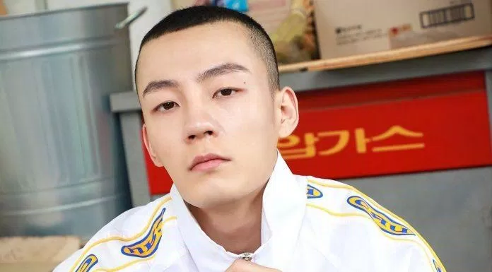 Kim Min Gwi từng gây xôn xao khi được công bố dương tính với COVID-19 (Ảnh: Internet). Kim Min Gwi từng gây xôn xao khi được công bố dương tính với COVID-19 (Ảnh: Internet).