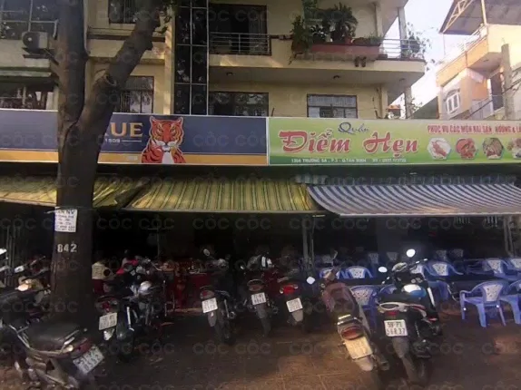 Khung cảnh quán ở bên ngoài (Nguồn: Internet)
