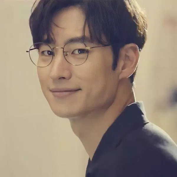 Lee Je Hoon từng là sinh viên ngành Công nghệ sinh học tại Đại học Hàn Quốc (Ảnh: Internet).