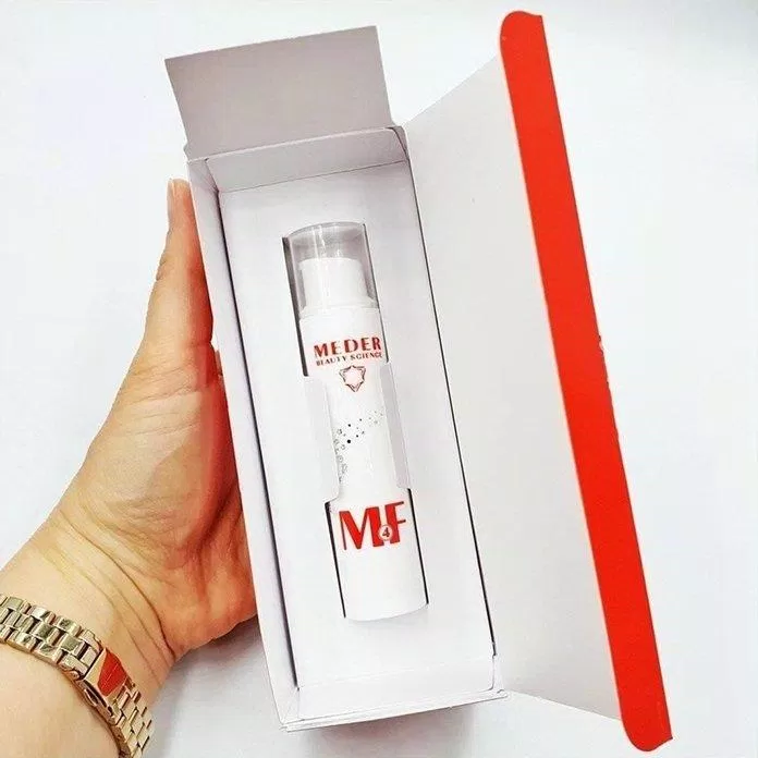 Serum Meder Beauty Myo-Fix Concentrate sở hữu thiết kế dạng chai cầm chắc tay (Nguồn: Internet).