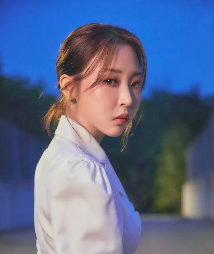 Moonbyul - thành viên của MAMAMOO "được hát" 0 giây trong bài hát "Sting" thuộc mini album Pink Funky vào năm 2015 (Nguồn: internet)