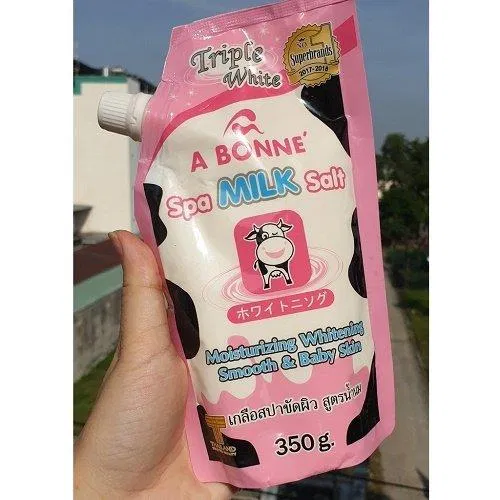 Bao bì xinh xắn đáng yêu của A bonne spa milk salt (Nguồn: Internet) Bao bì xinh xắn đáng yêu của A bonne spa milk salt (Nguồn: Internet)