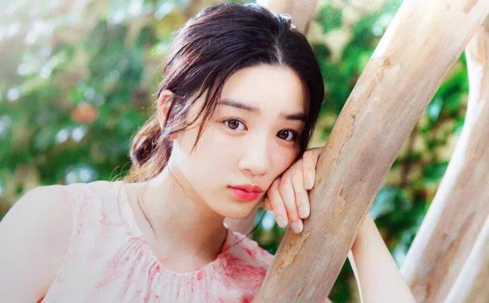 Nagano Mei đứng hạng 4 trong danh sách những nghệ sĩ Nhật Bản "cá kiếm" được nhiều hợp đồng quảng cáo nhất nửa đầu năm 2021 theo Model Press với 9 hợp đồng quảng cáo. (Nguồn: Internet)
