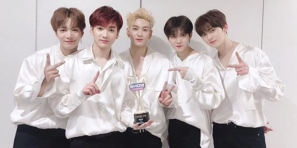 5 nhóm nhạc KPOP mà tất cả các thành viên đều tái kí hợp đồng Big Hit BTS FNC Entertainment KPOP nhóm nhạc nhóm nhạc KPOP NUEST Pledis Ent Pledis Entertainment Seventeen SF9 SHINee