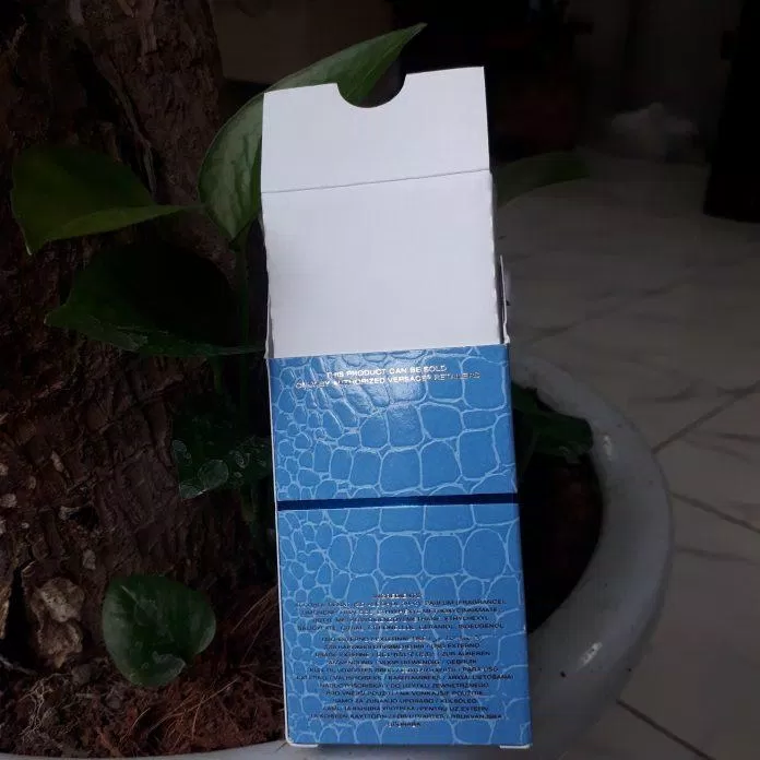 Lớp vỏ bên trong màu trắng, dày dặn, cứng cáp (ảnh: BlogAnChoi).