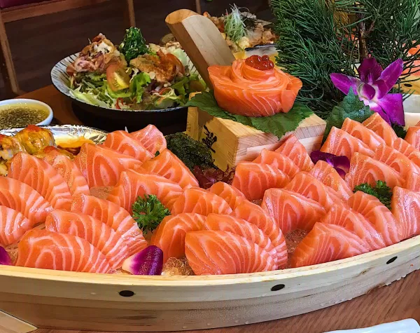 Miếng sushi căng mọng nhìn cực kỳ kích thích (Nguồn: Internet)