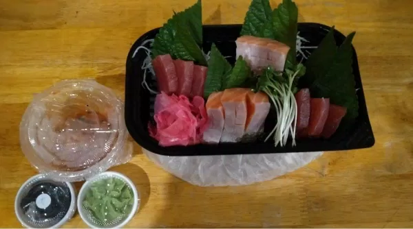 Đồ ăn của quán Sushi Nhí (Nguồn: Internet)