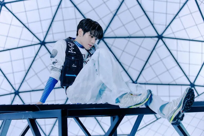 Taeyong (NCT) được cư dân mạng cho là có ngoại hình huyền thoại. (Nguồn: Internet)