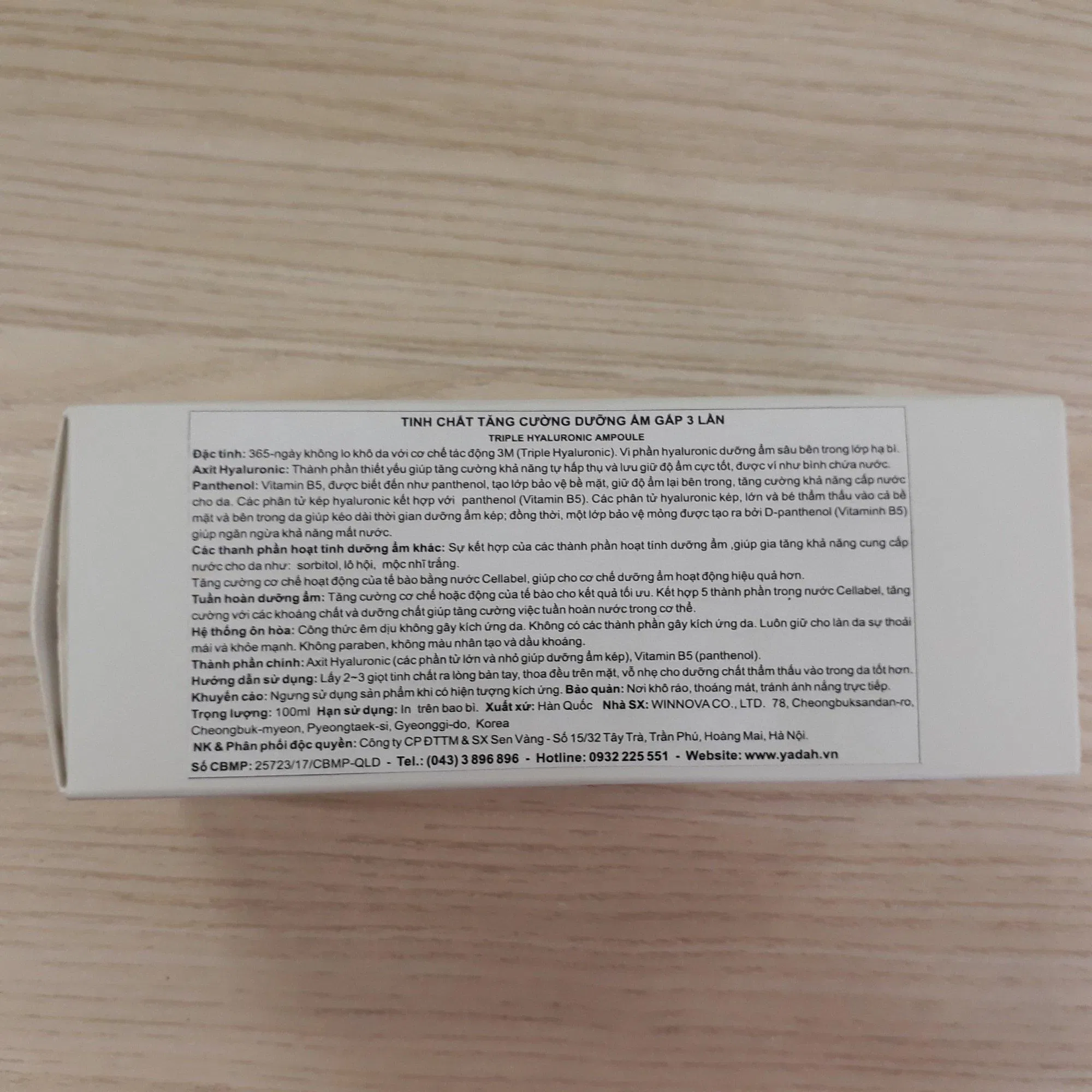 Tem dán bằng tiếng Việt giúp người dùng dễ dàng tìm hiểu về loại serum này (ảnh: BlogAnChoi).