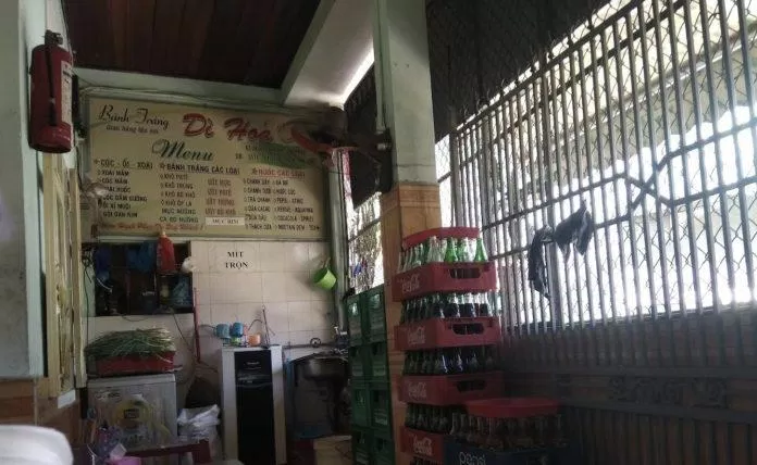 Đồ ăn vặt ở dì Hoa với menu nhiều sự lựa chọn (Nguồn: Internet) Đồ ăn vặt ở dì Hoa với menu nhiều sự lựa chọn (Nguồn: Internet)